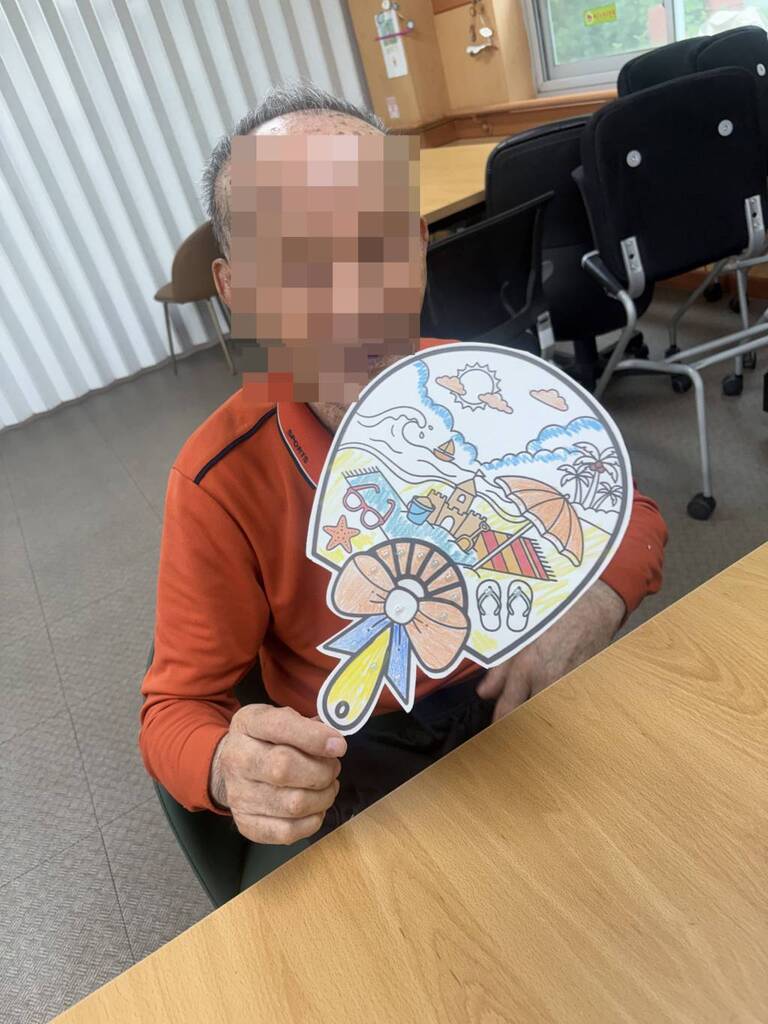 07월 미술언어 프로그램 사진입니다! 