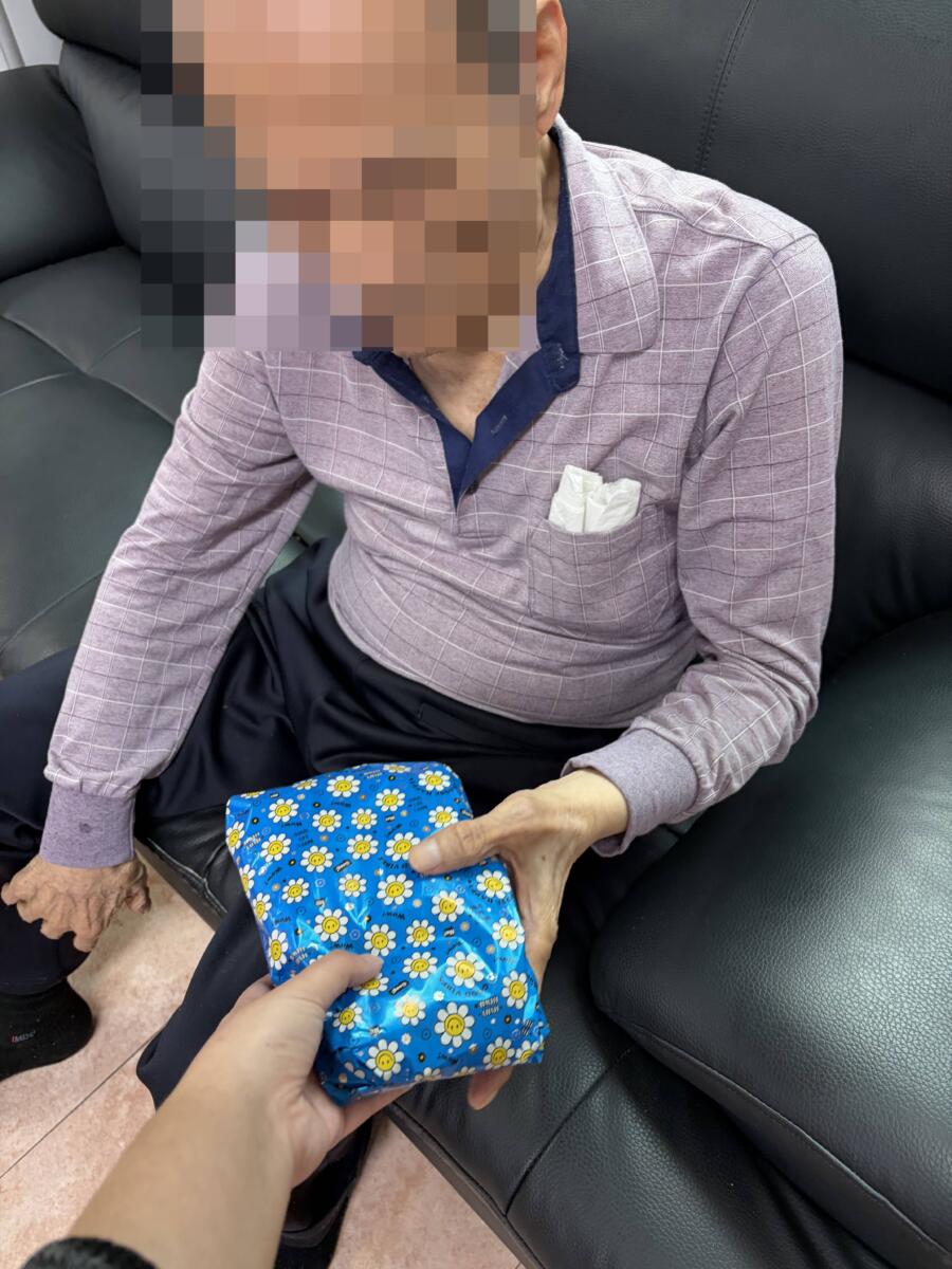 09월 어르신들께서 추석행사 참석하시는 사진 입니다!